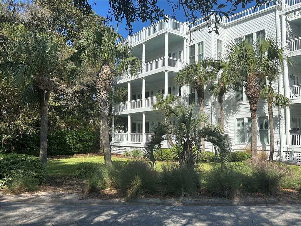 Property Photo:  652 Oglethorpe Avenue  GA 31522 