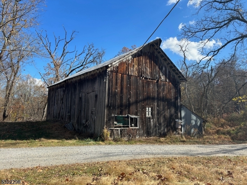 Property Photo:  260 Mount Airy Rd  NJ 08826 