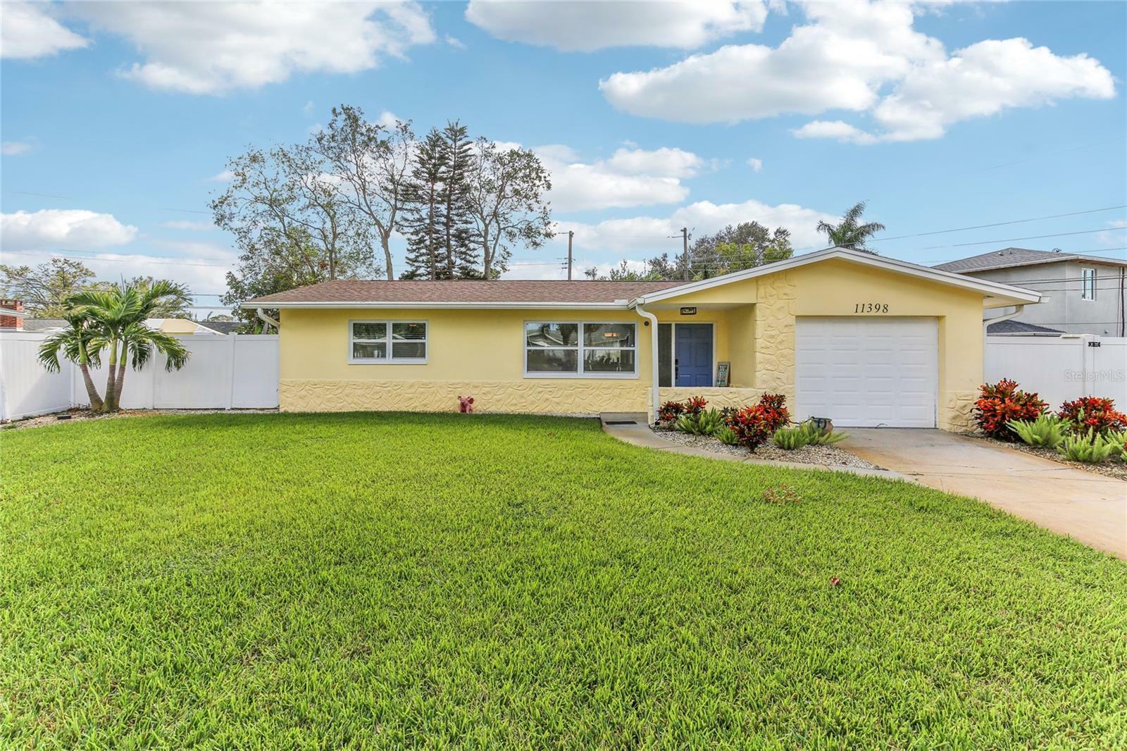 11398 88th Avenue  Seminole FL 33772 photo