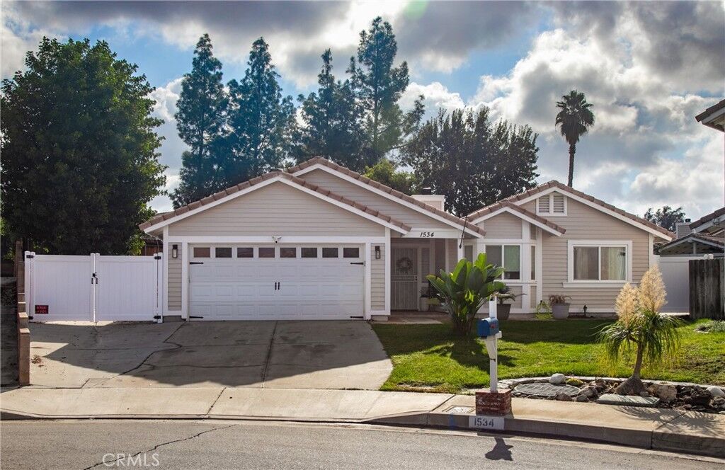 Property Photo:  1534 Emilia Way  CA 92374 