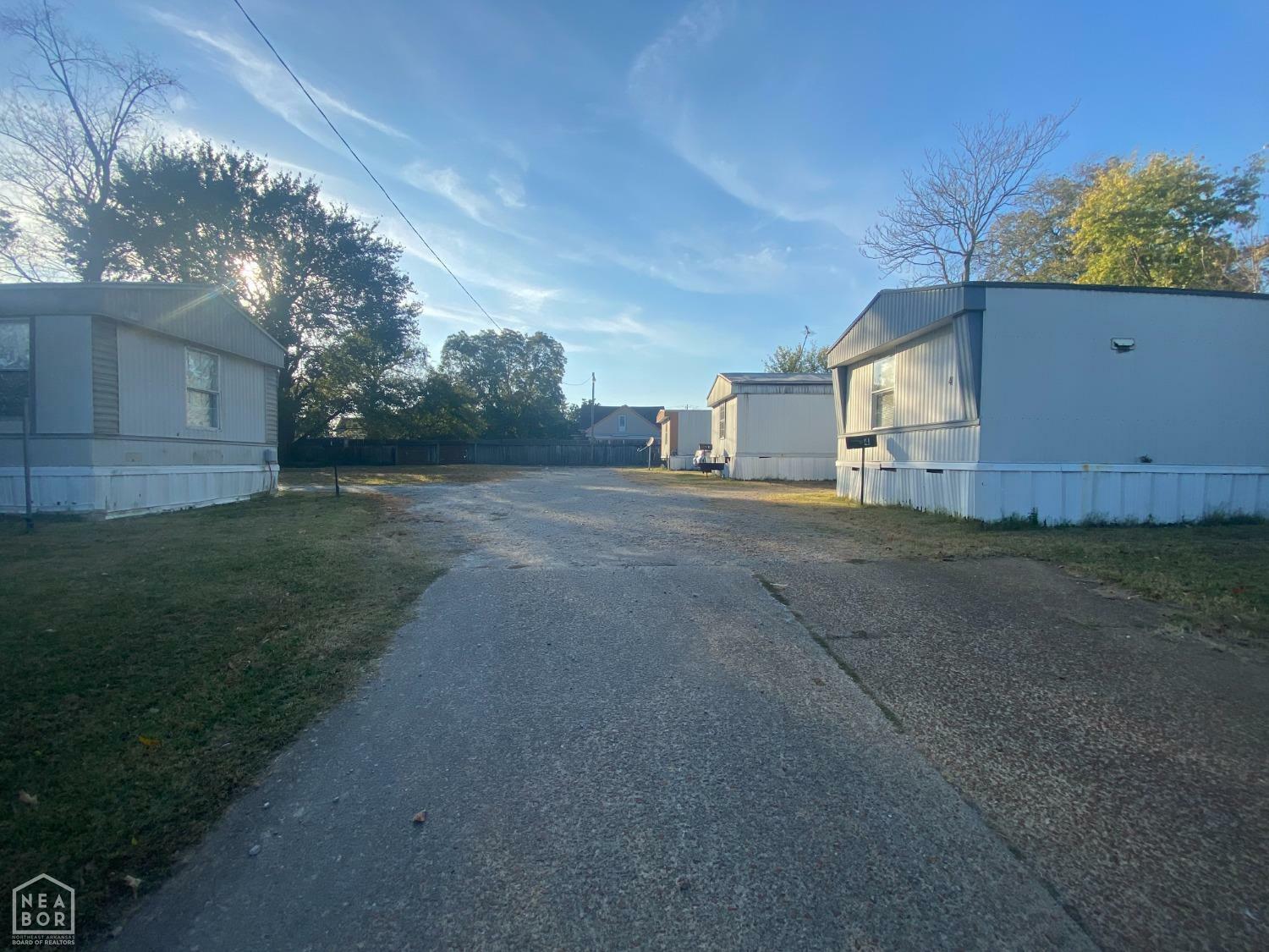 Property Photo:  233 N Allis Street  AR 72401 