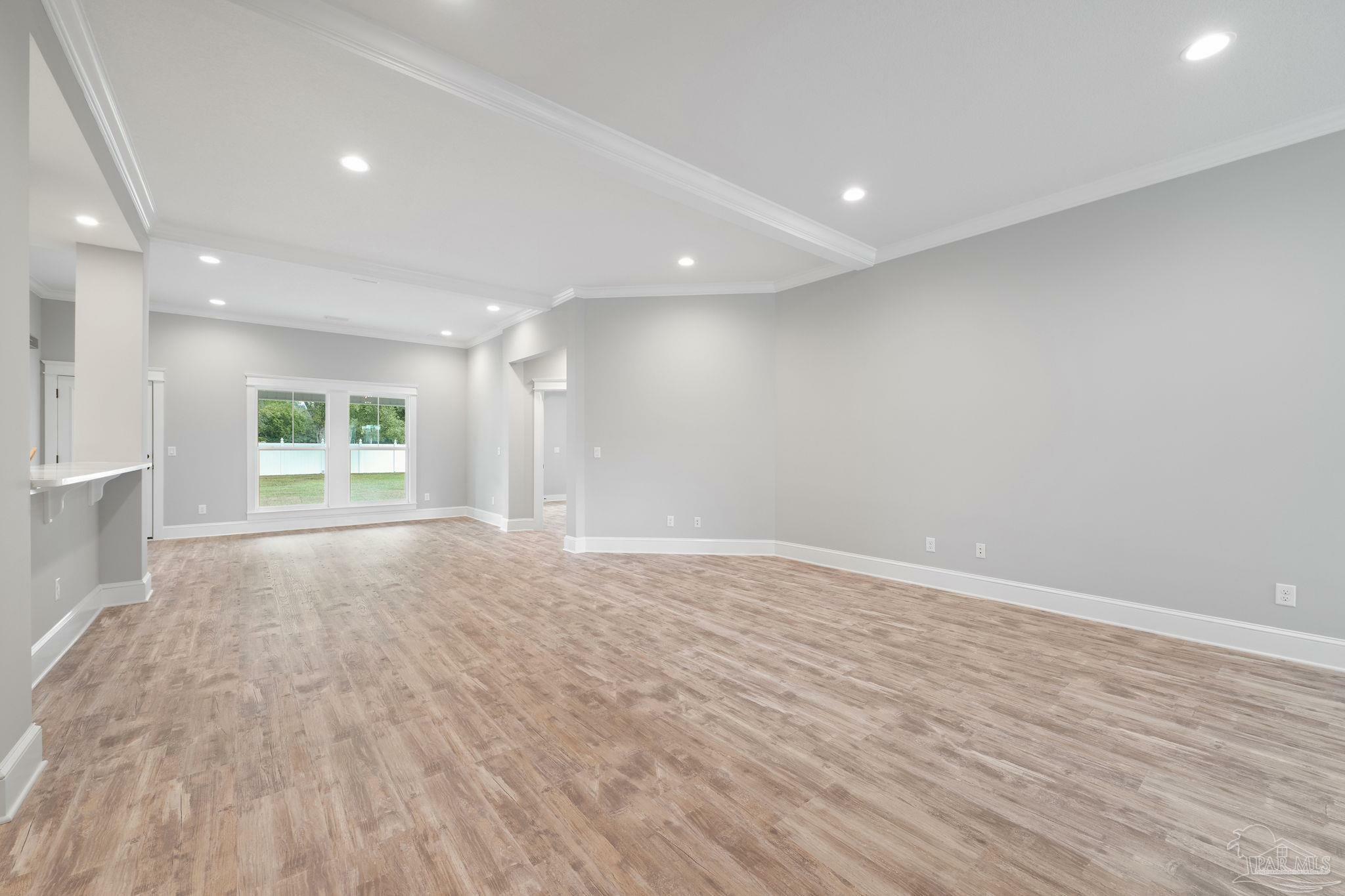 Property Photo: 2916 Sundance Ln FL 32533