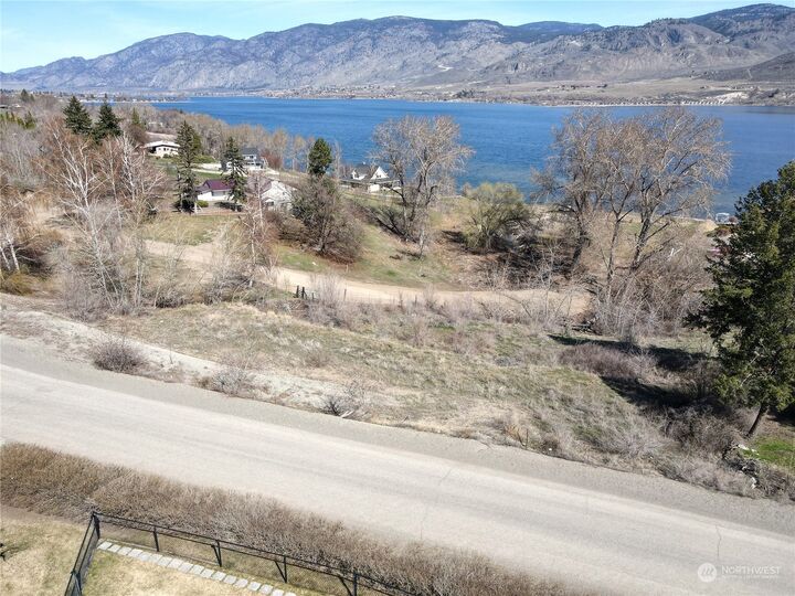 Property Photo:  3  Nulton Lane  WA 98844 