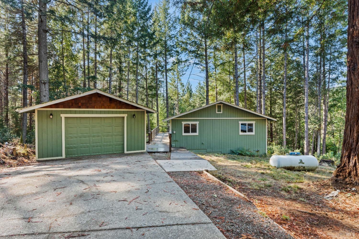 3147 3153 Primrose Drive  Willits CA 95490 photo