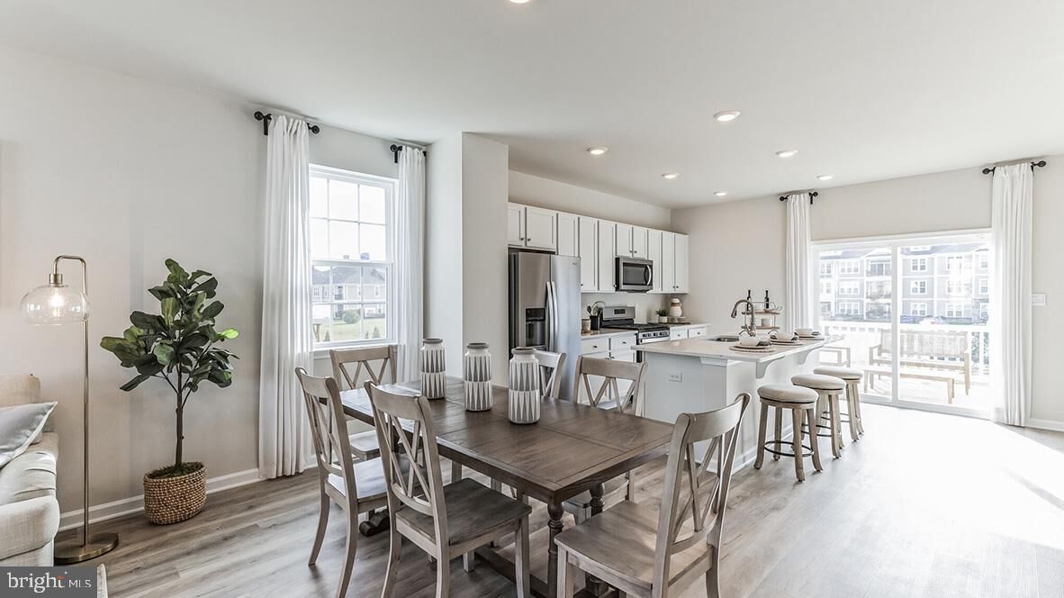 Property Photo: 282 Macoun Way NJ 08028