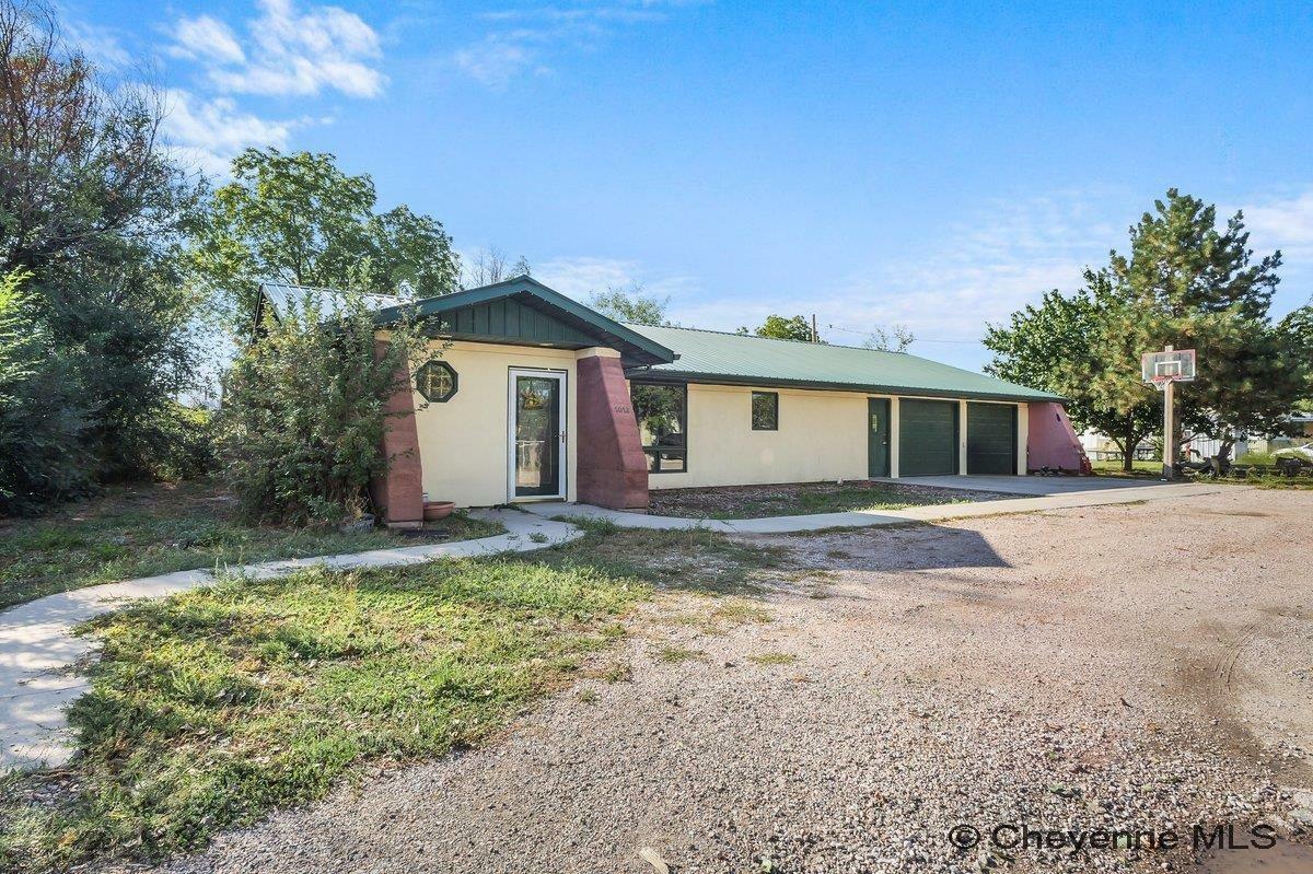 Property Photo:  7072 Road 47 F  WY 82240 