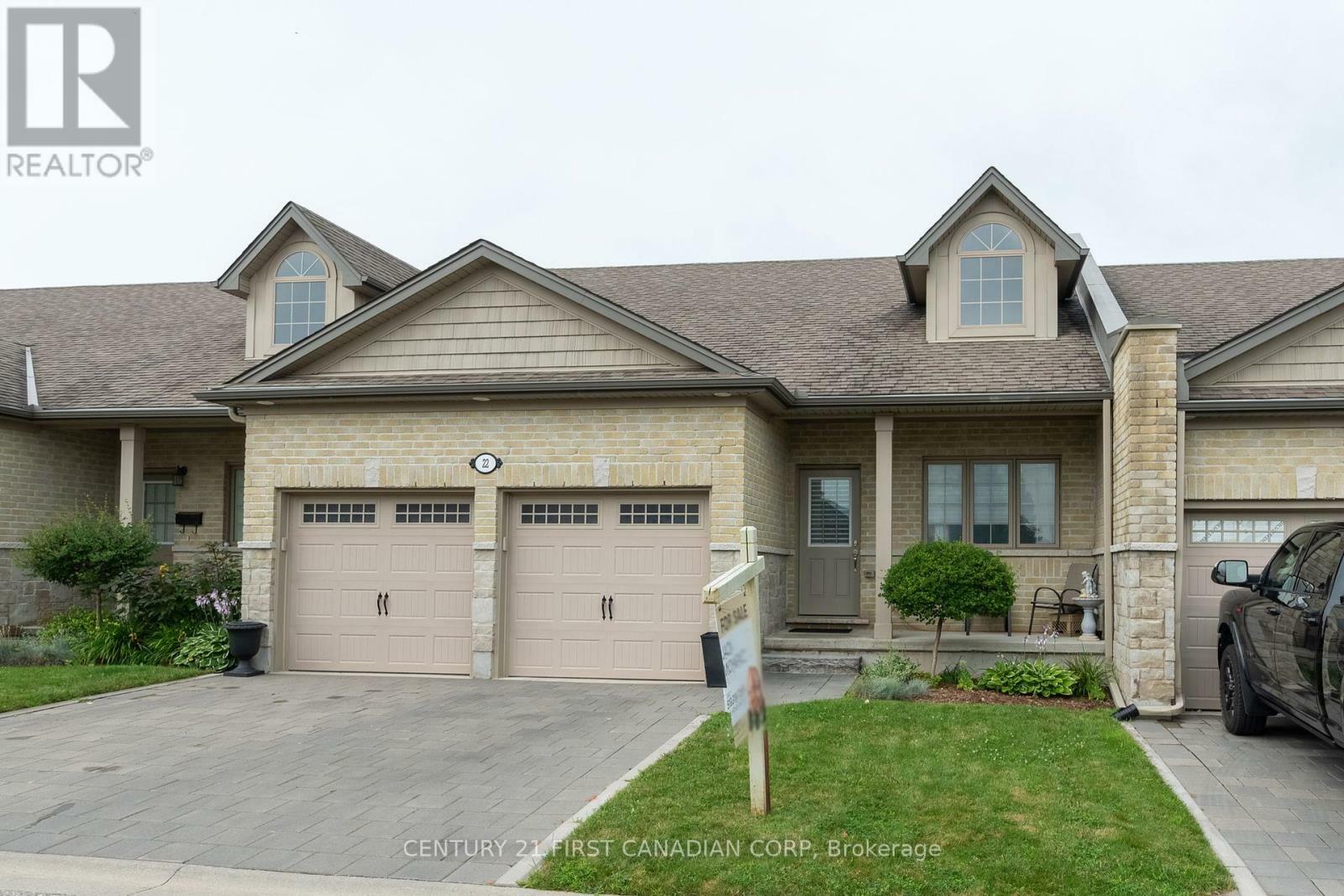 Property Photo:  1630 Bayswater Crescent 30  ON N6G 0A9 