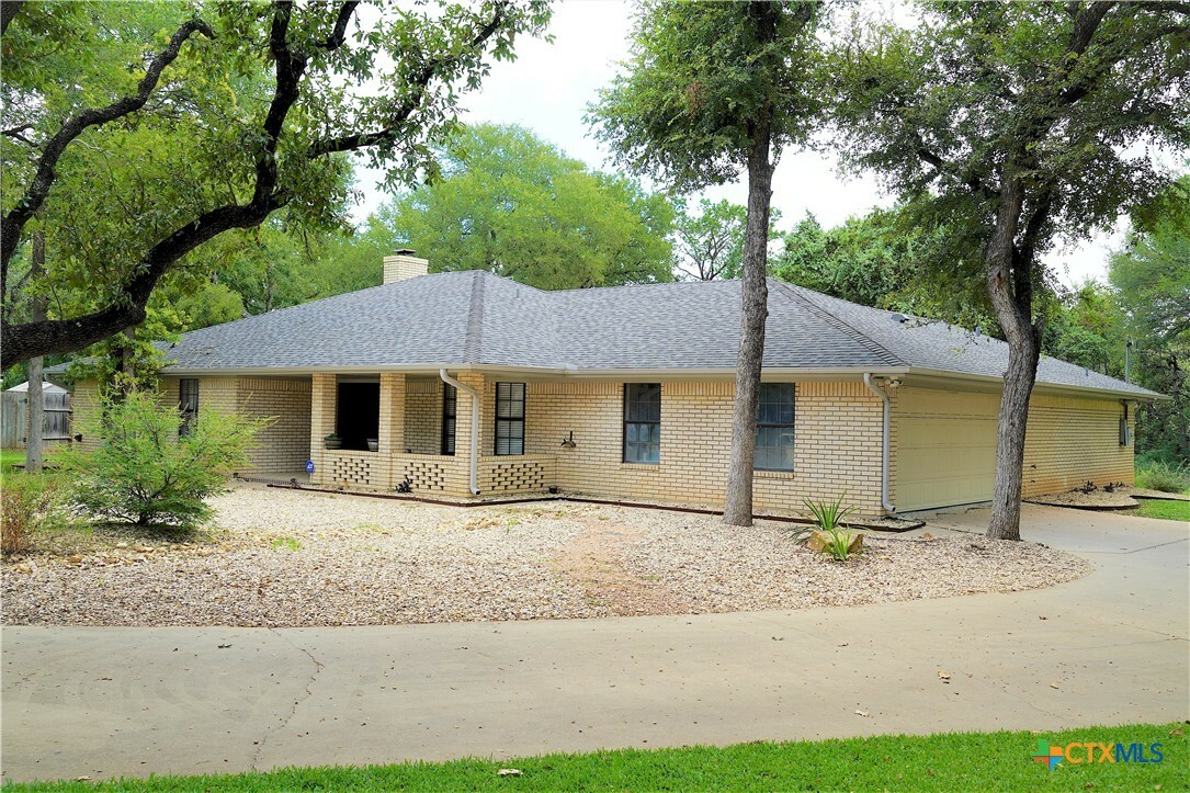 Property Photo:  1911 Puma Circle  TX 76548 