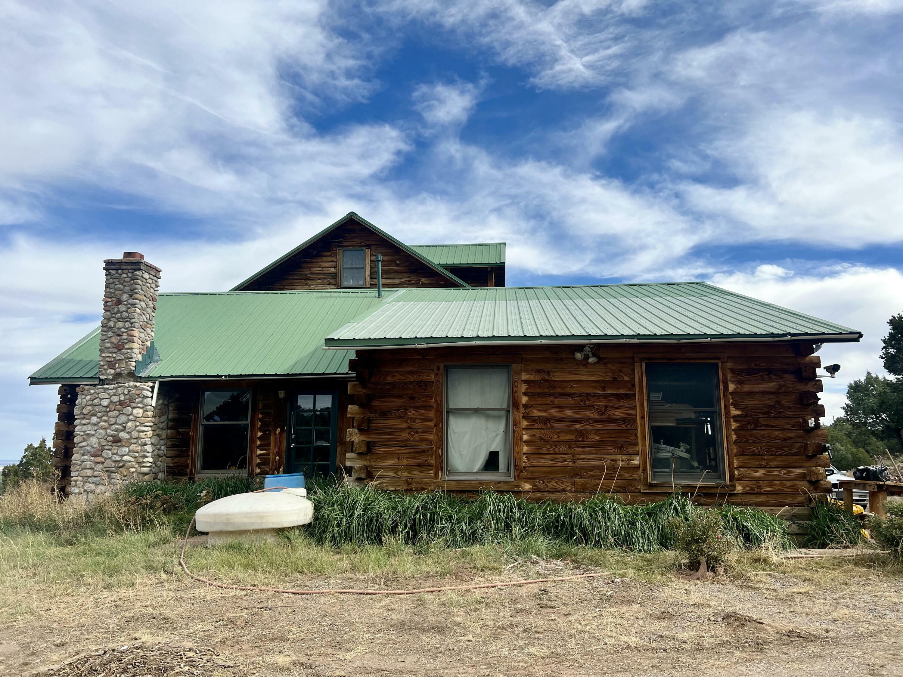 Property Photo:  8 Estancia Vista Drive  NM 87015 