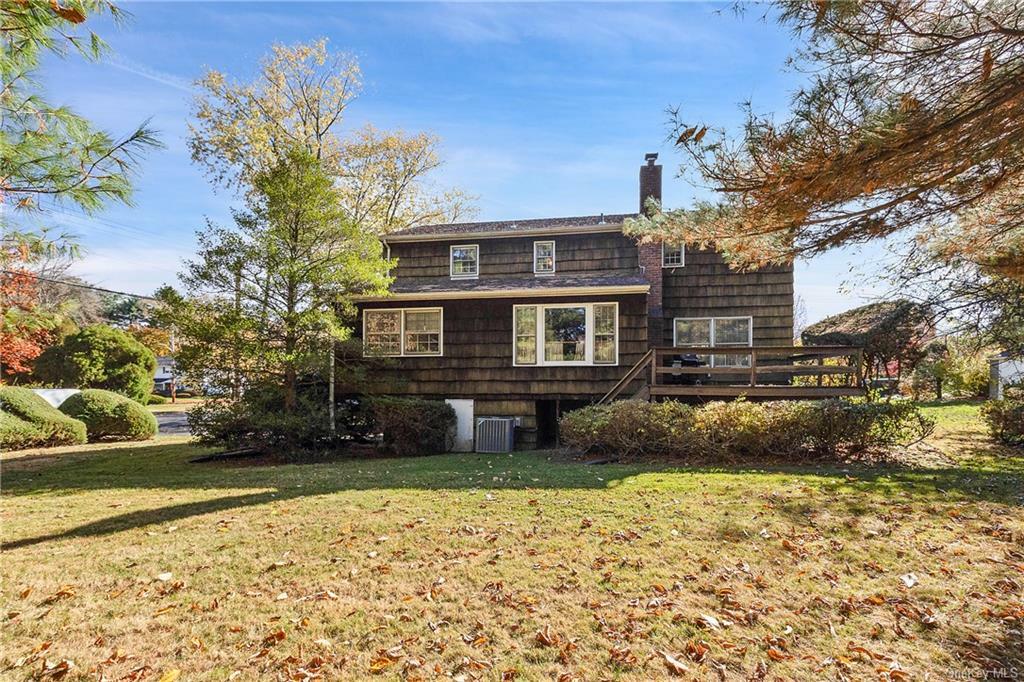 Property Photo:  31 Boxwood Place  NY 10573 