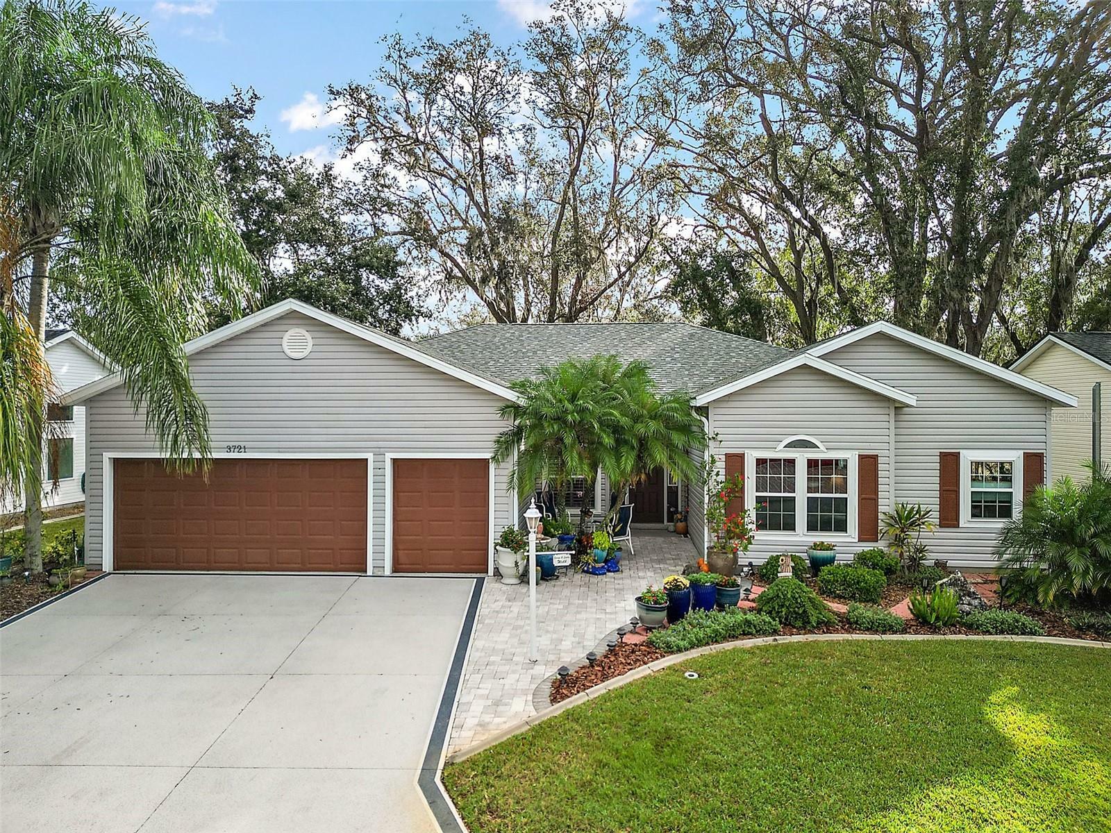 Property Photo: 3721 Plantation Boulevard FL 34748