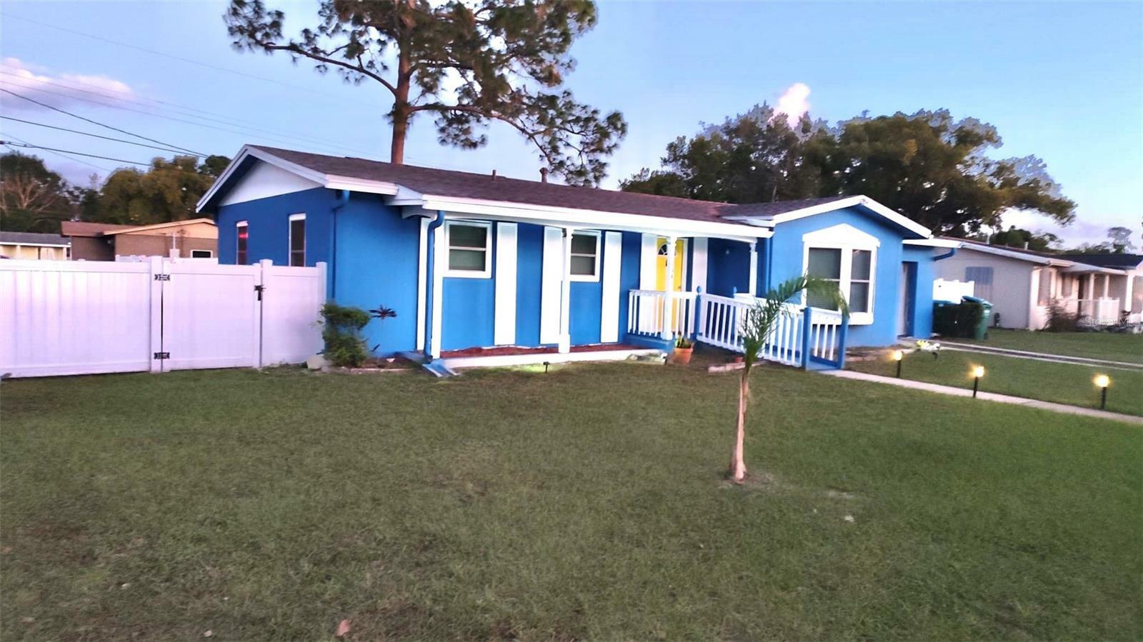 Property Photo:  1347 W Wellington Drive  FL 32725 