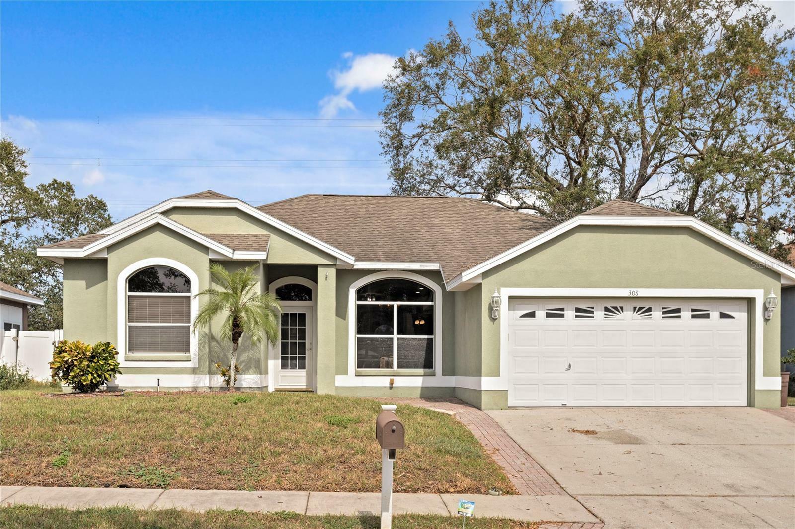 Property Photo:  308 Wood Chuck Avenue  FL 34689 