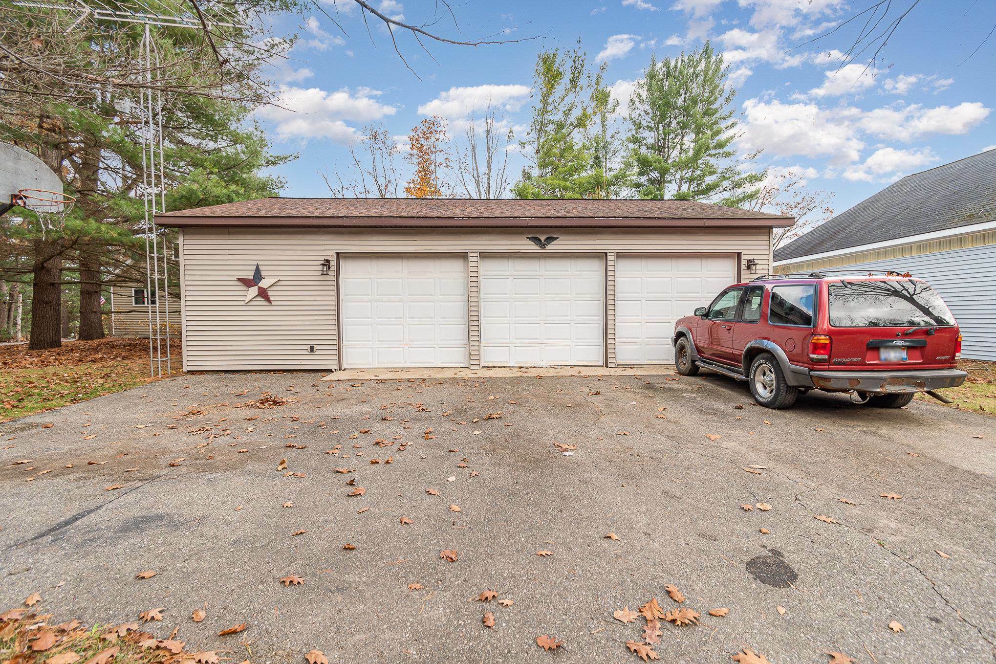 Property Photo:  766 Rivers Terrace Road  MI 48624 