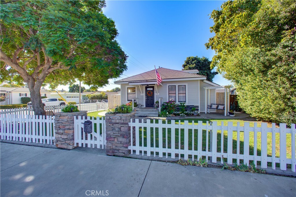 Property Photo:  246 Garden Street  CA 93420 