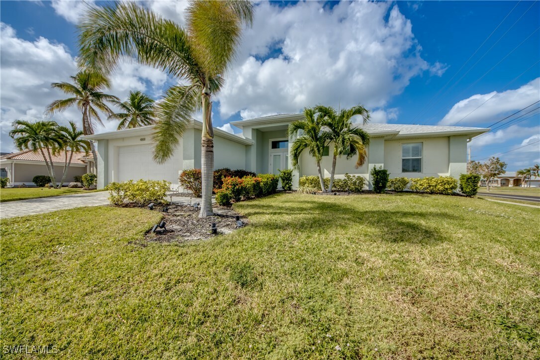 Property Photo:  4800 SW 23rd Avenue  FL 33914 