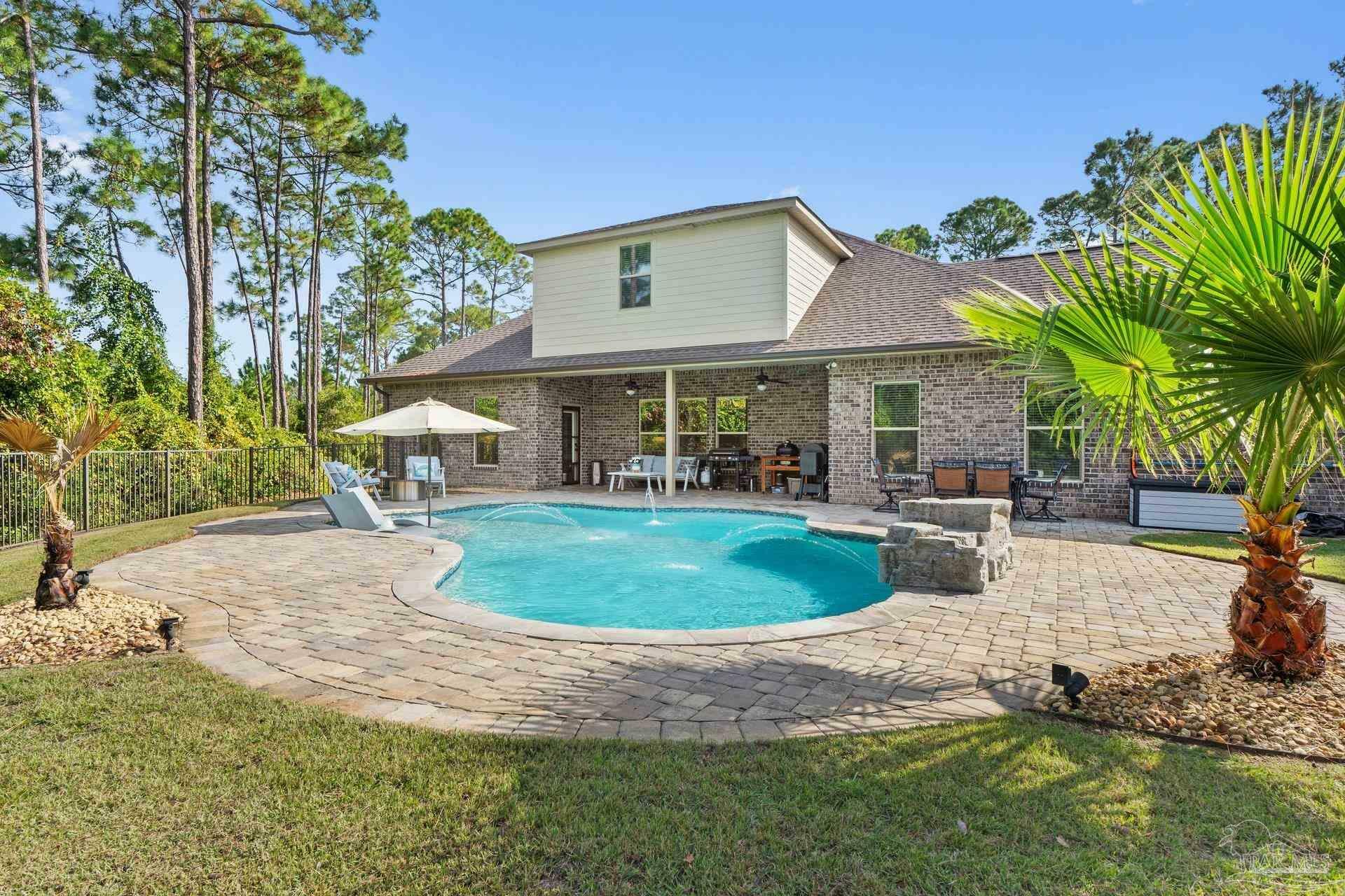 Property Photo: 4726 Soundside Dr FL 32563