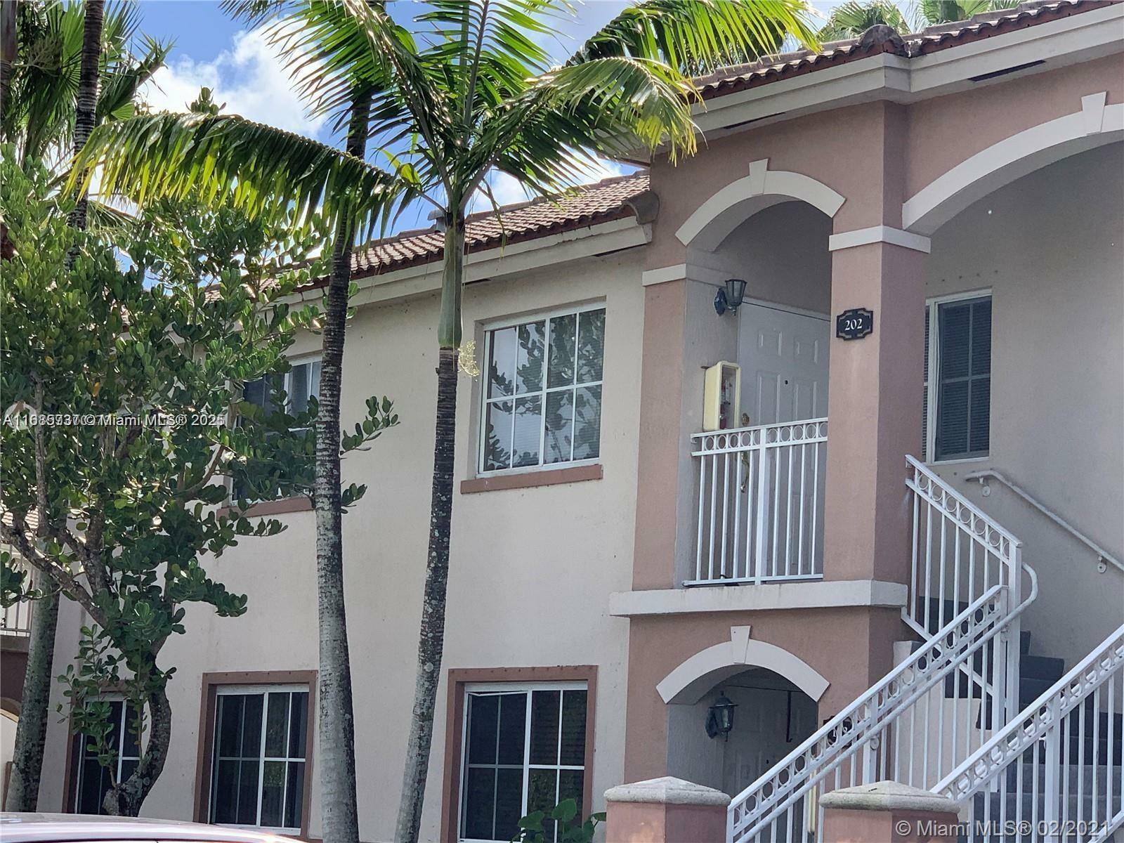 Property Photo:  1270 SE 26th St 202  FL 33035 