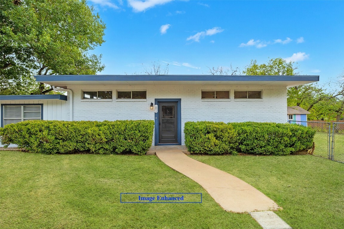 Property Photo:  101 E Noton Street A  TX 78660 