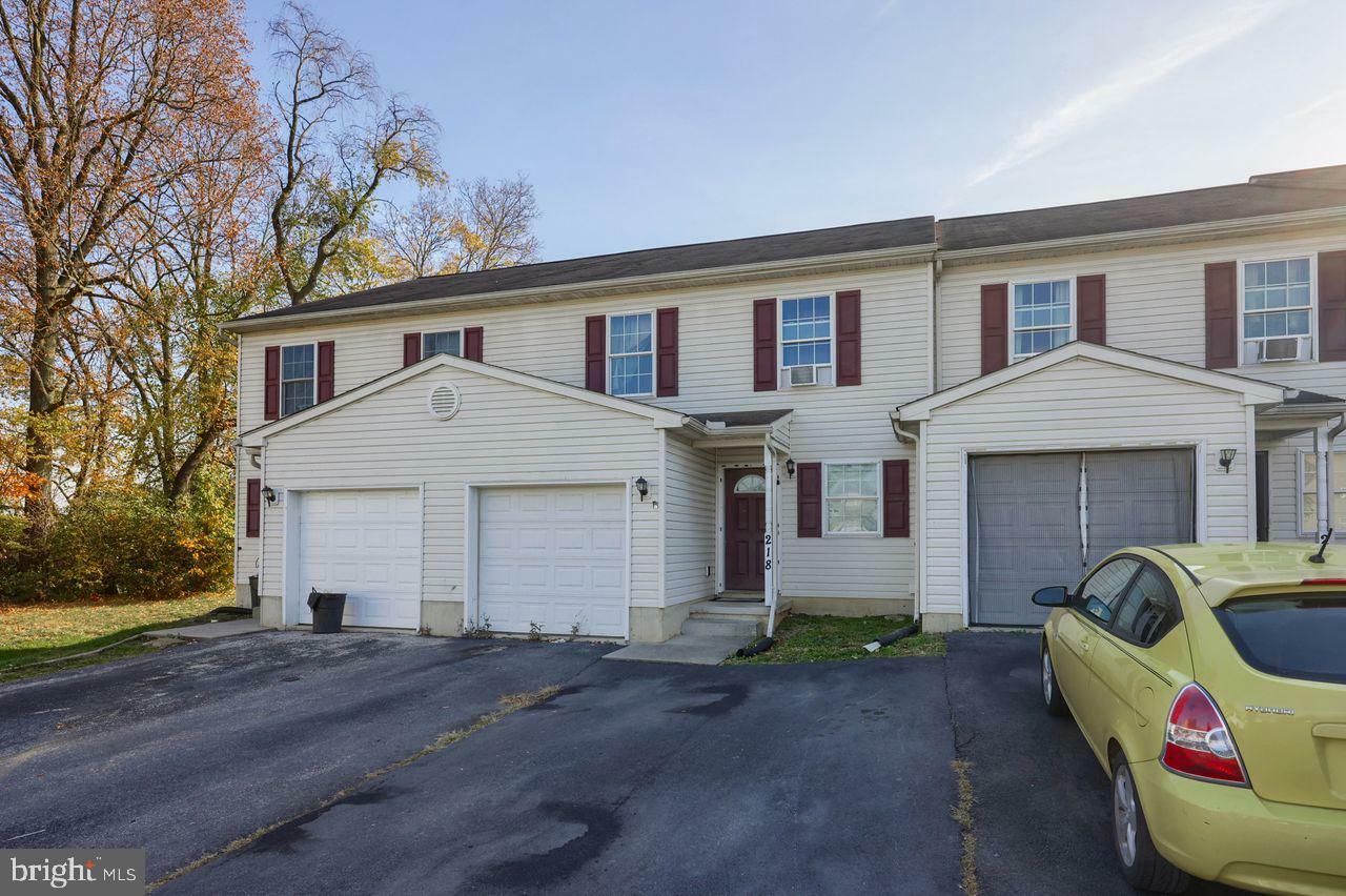 Property Photo:  218 Red Cedar Lane  PA 17547 