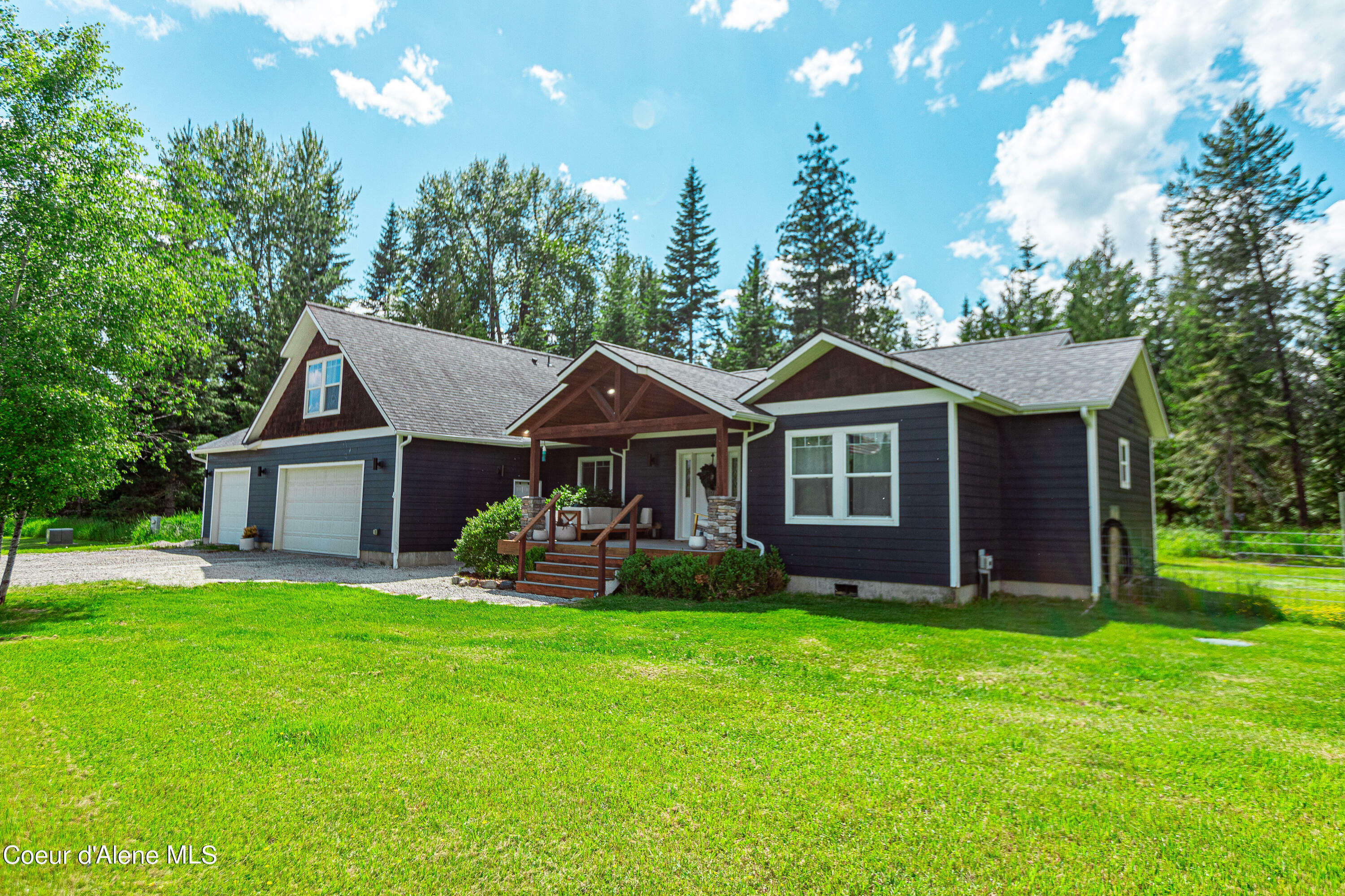 Property Photo:  80 Bobtail Rd.  ID 83864 