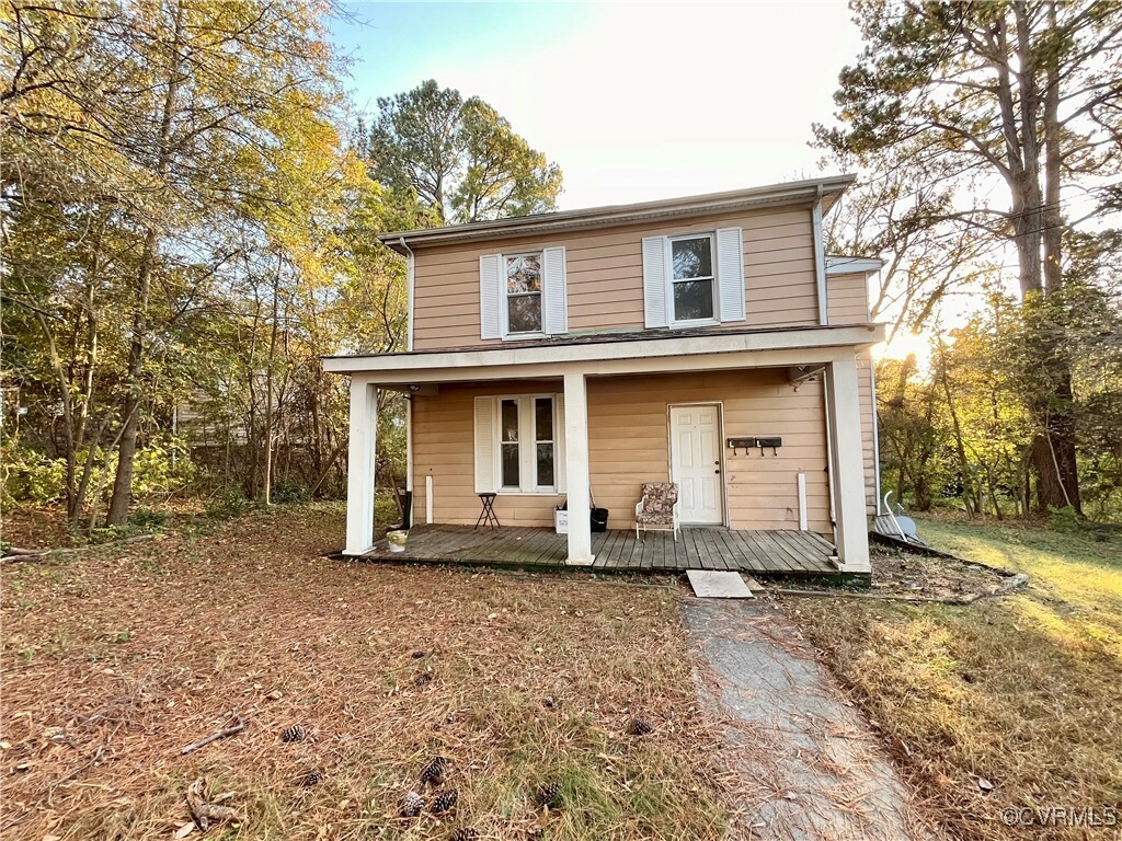 Property Photo:  419 Park Avenue  VA 23901 