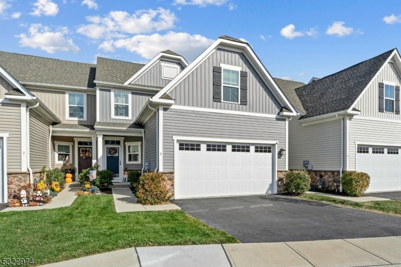 Property Photo:  3 Sharp Shinned Ct  NJ 07882 