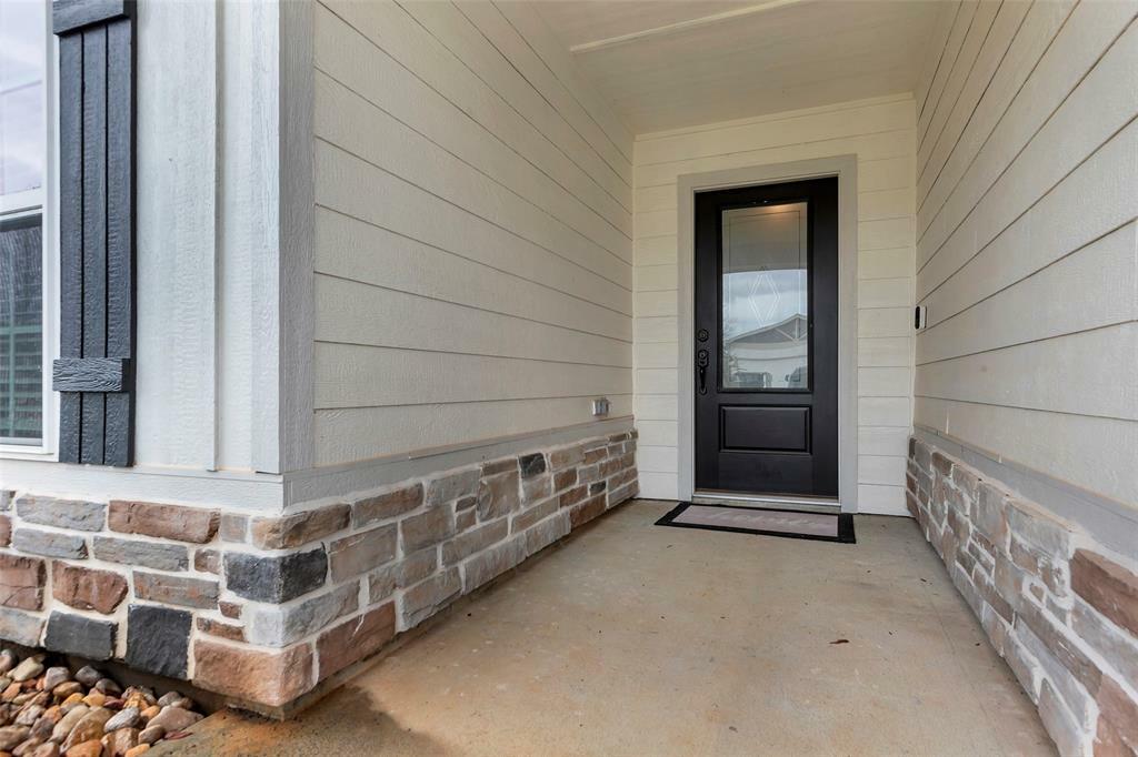 Property Photo:  16134 Sugar Falls Drive  TX 77303 