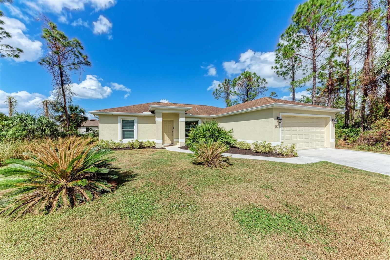 Property Photo:  3933 Danbury Terrace  FL 34286 