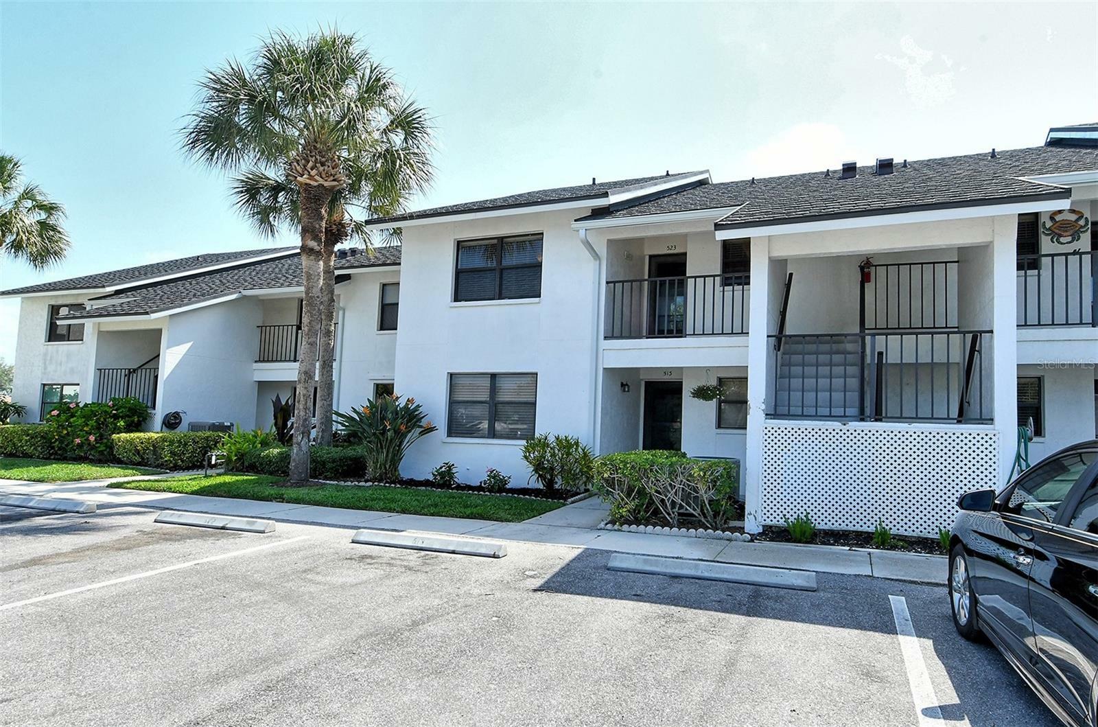 Property Photo:  1100 Capri Isles Boulevard 523  FL 34292 