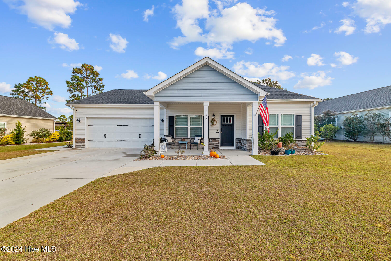 Property Photo: 106 Farmstead Place NC 28454