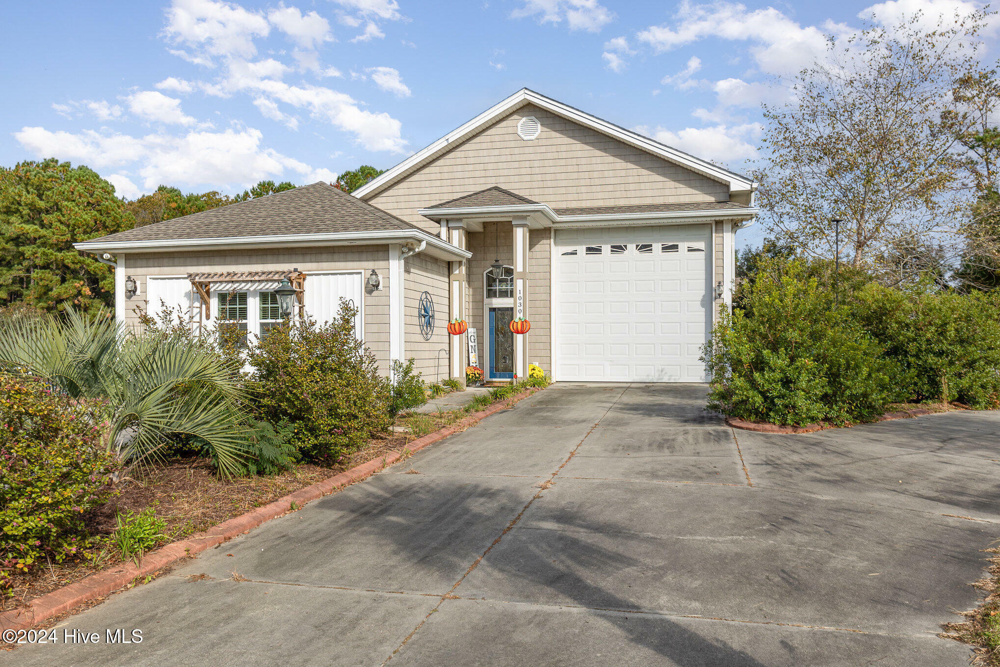 Property Photo:  1030 Calabash Road NW  NC 28467 