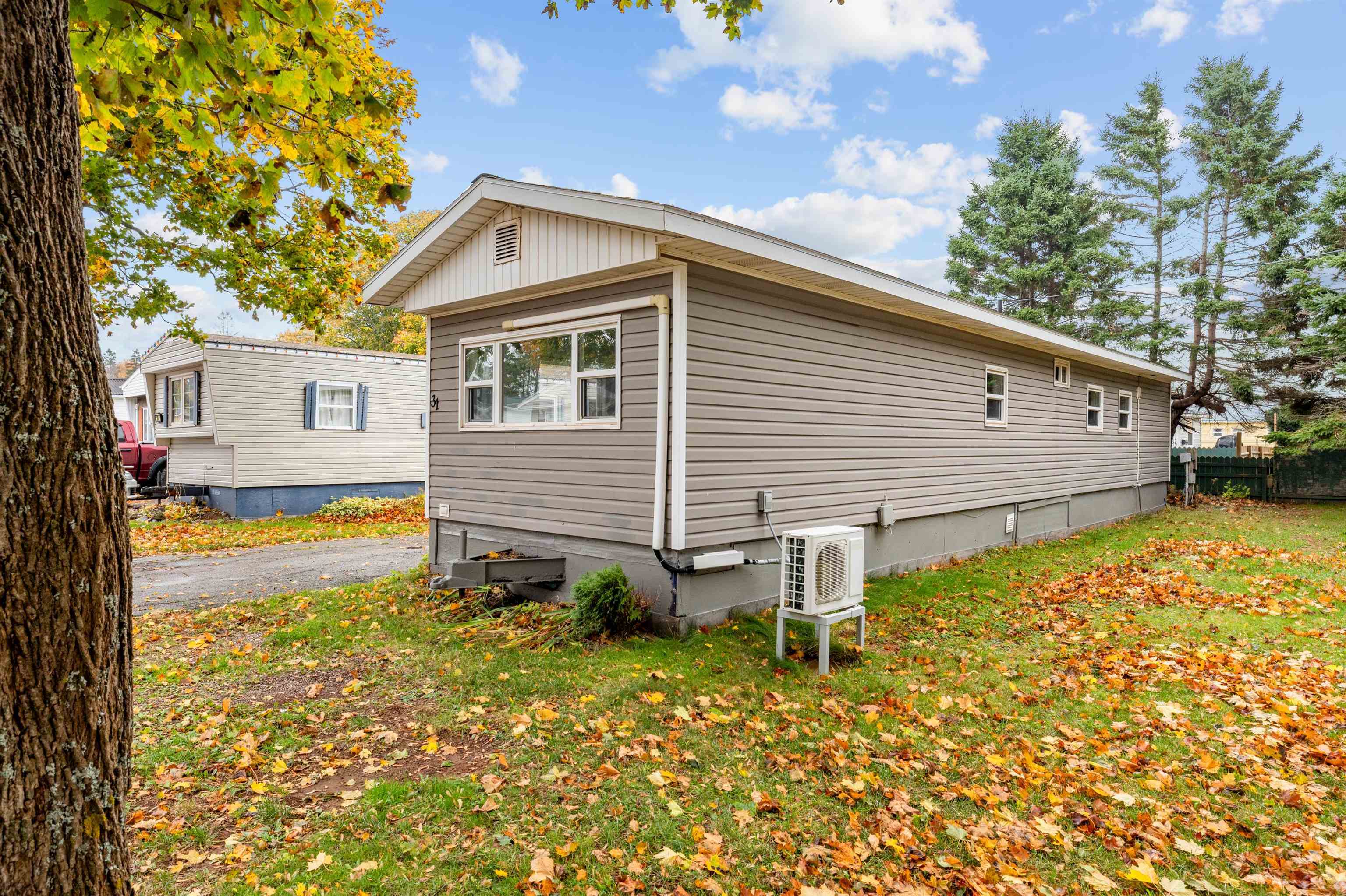 Property Photo:  31 Linkletter Estates  PE C1N 4B2 