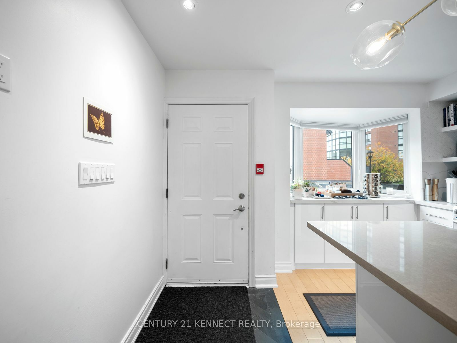 Photo de la propriété:  570 Wellington St W 13A  ON M5V 2X5 