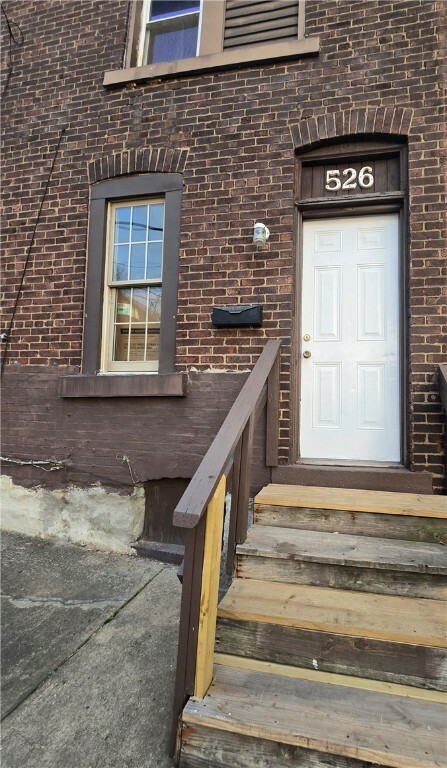 Property Photo:  526 13th St  PA 15104 