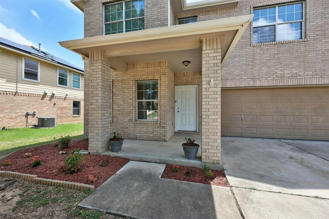 Property Photo:  108 Fossil Trail  TX 78641 