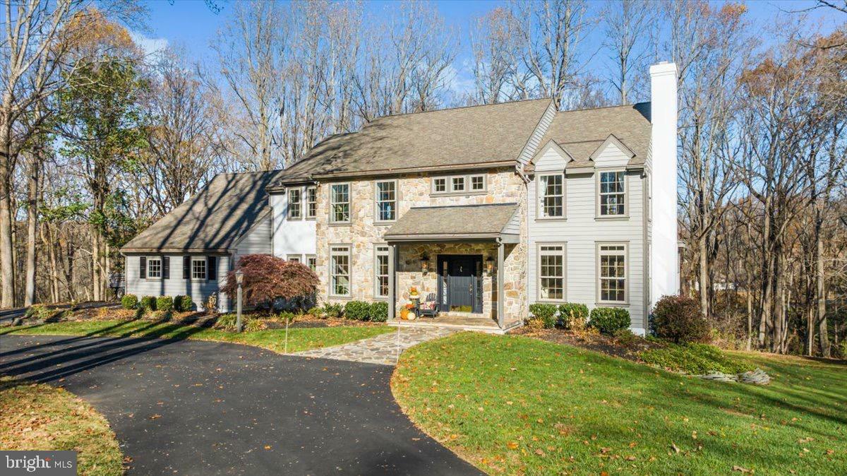 Property Photo:  1662 Waterglen Drive  PA 19382 