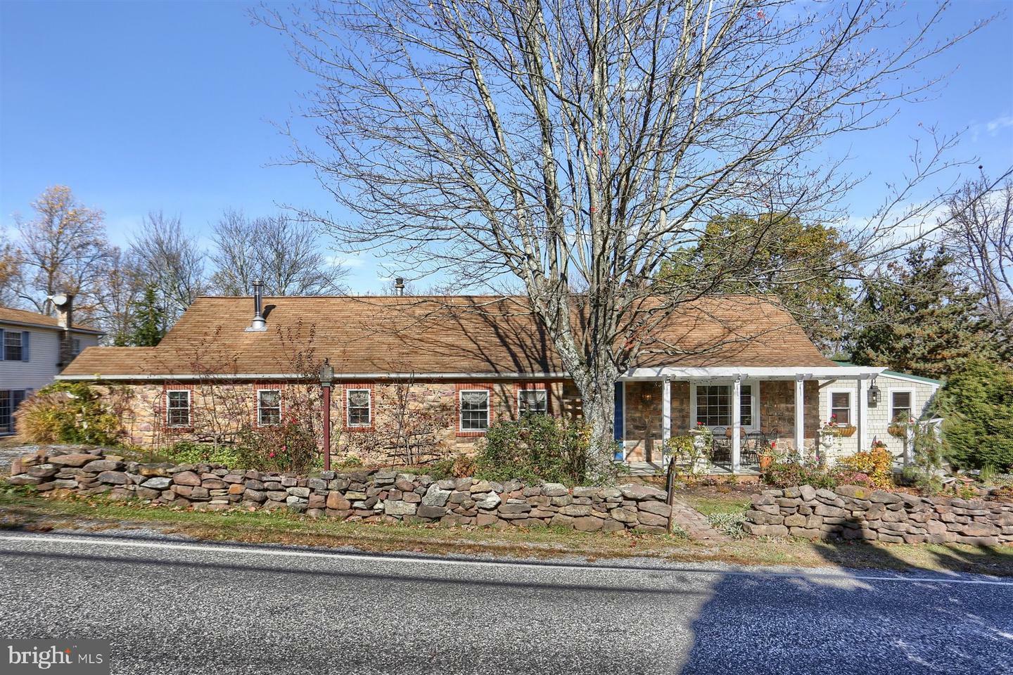 Property Photo:  2015 Potts Hill Road  PA 17319 