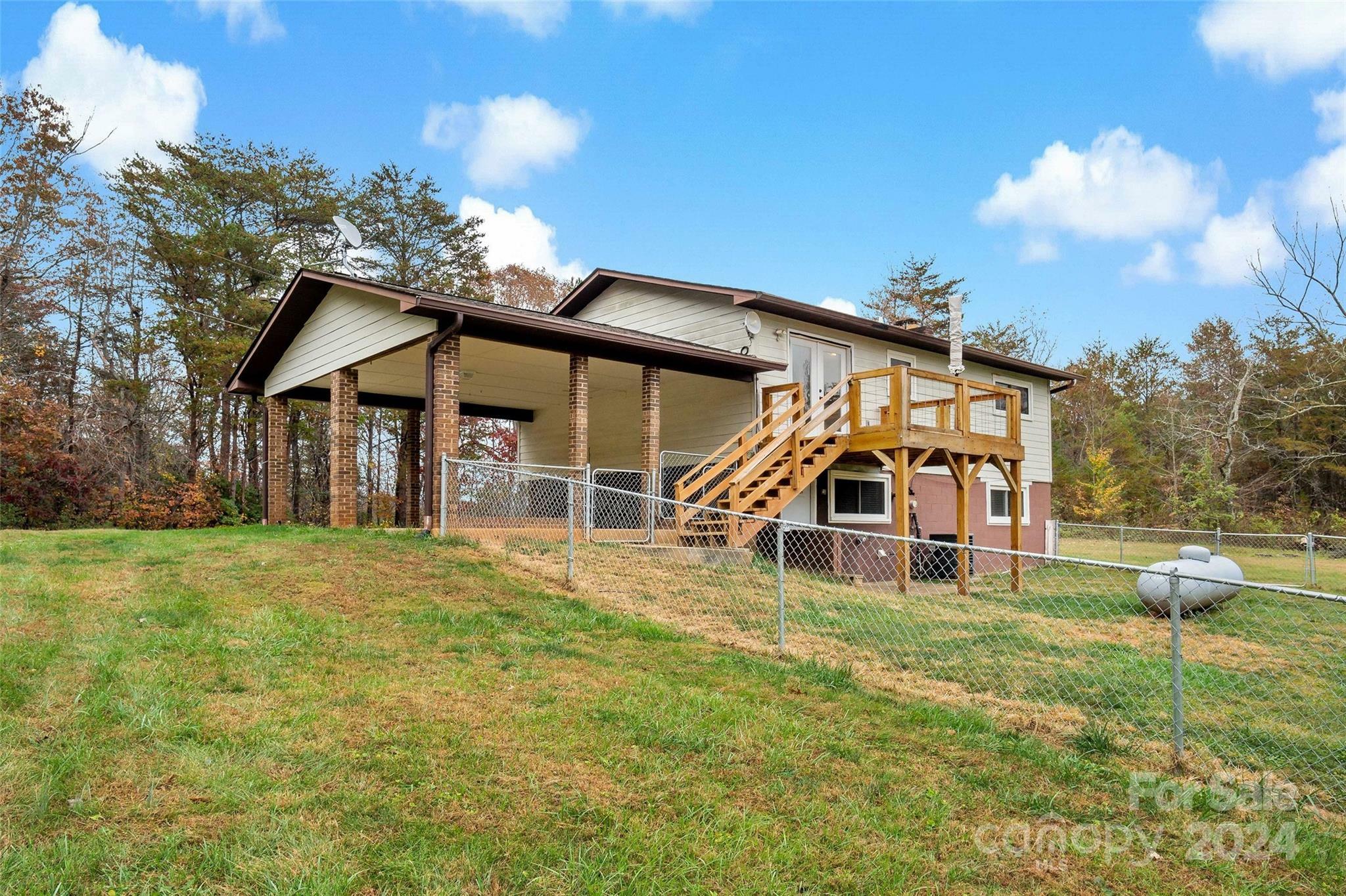 Property Photo:  2282 Silvers Welch Road  NC 28762 