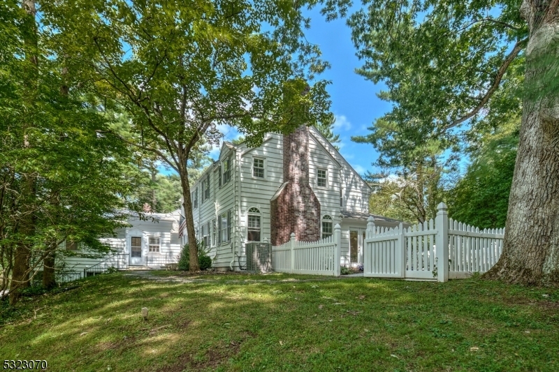 Property Photo:  180 Lake Road  NJ 07920 