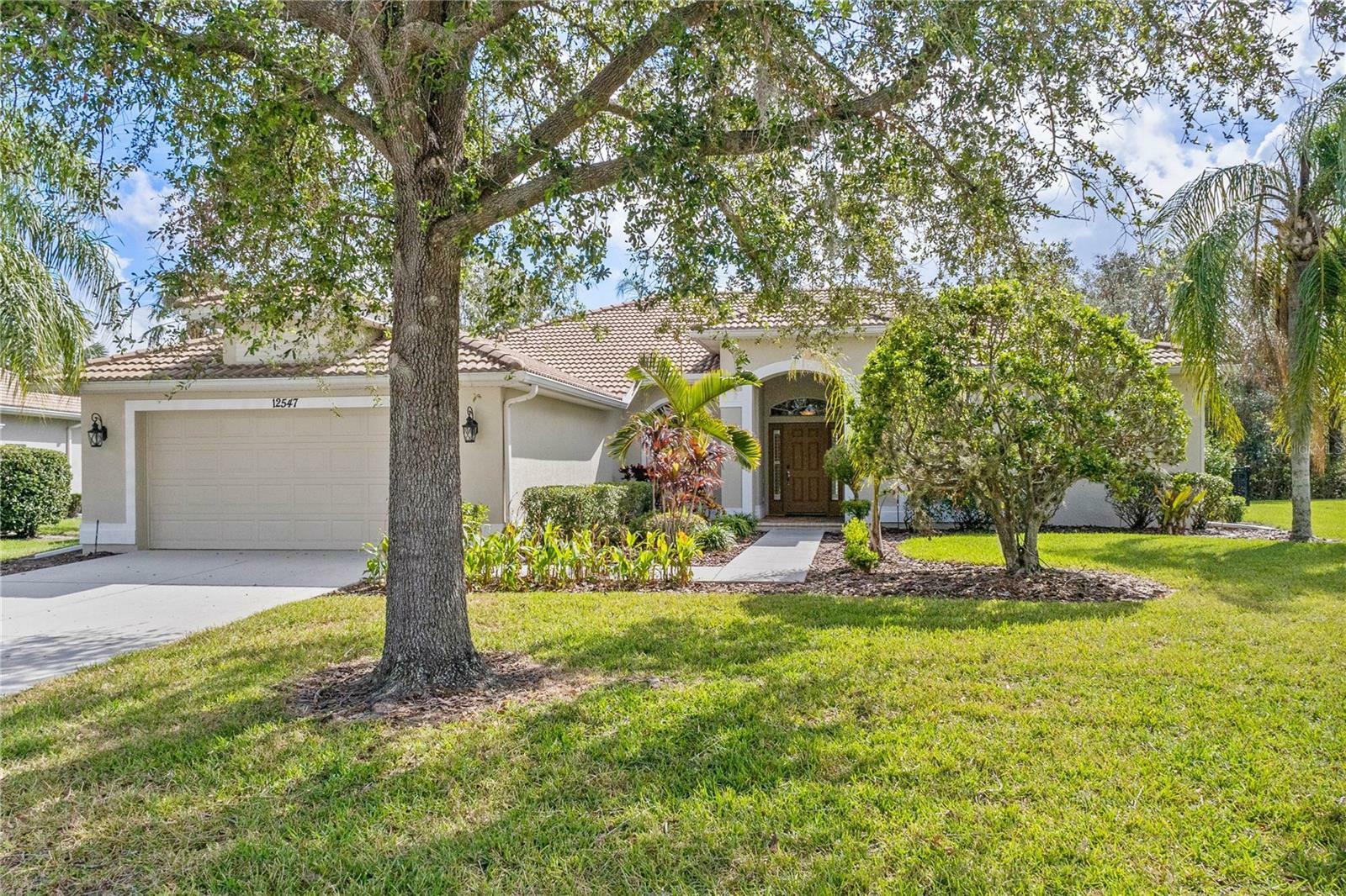 Property Photo:  12547 Natureview Circle  FL 34212 