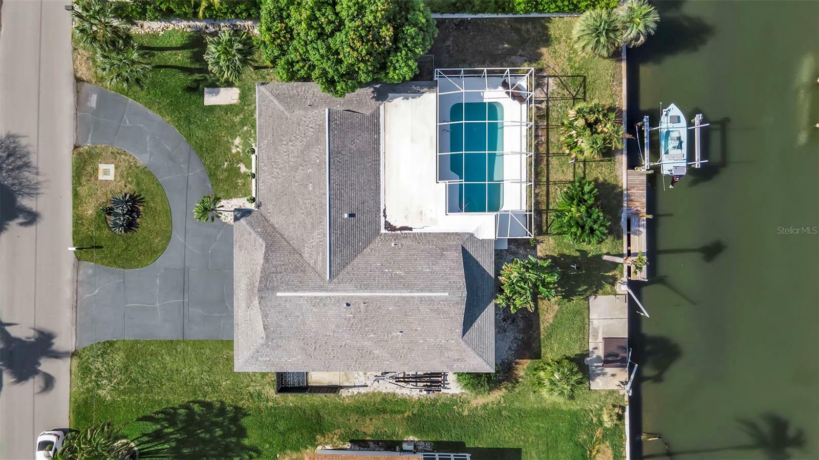 Property Photo: 1649 Stanford Lane FL 34231