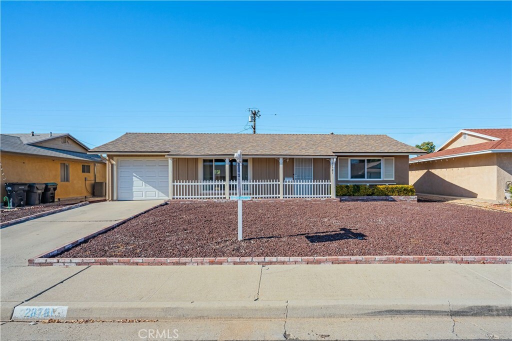 Property Photo:  28781 Glen Oaks Drive  CA 92586 