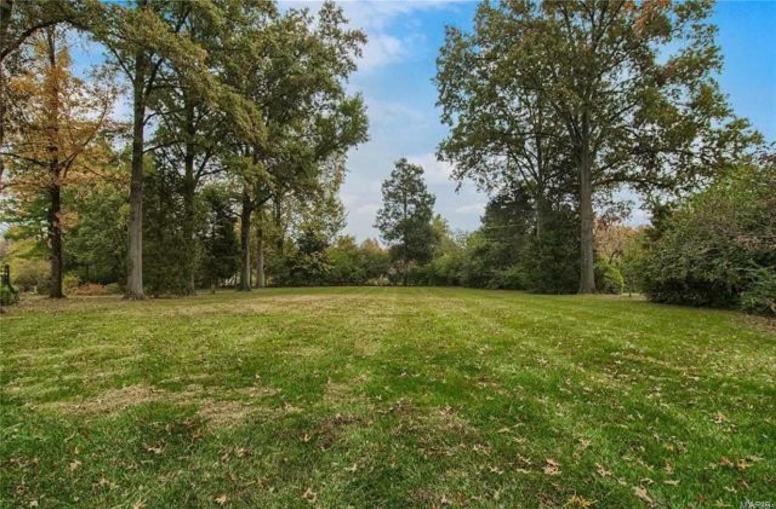 Property Photo:  336 Babler Road  MO 63141 