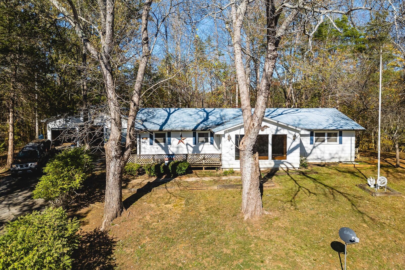 Property Photo:  5207 Four Seasons Rd  TN 37166 