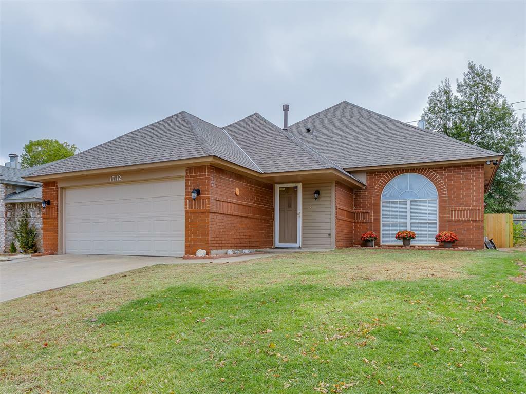 Property Photo:  17112 Valley Crest  OK 73012 