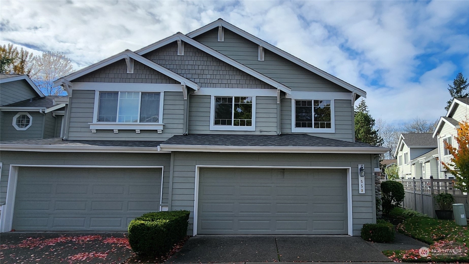 Property Photo:  559  Elma Place NE  WA 98059 