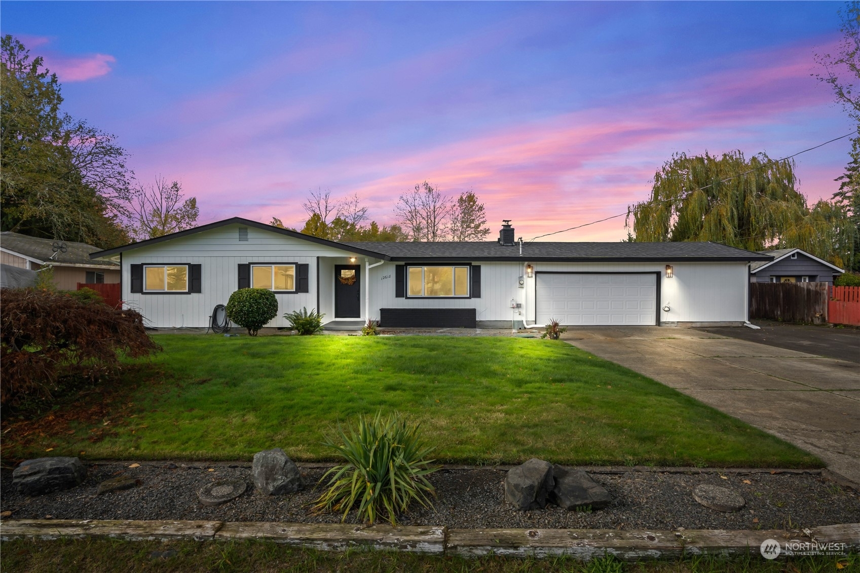 Property Photo:  12618  Vickery Avenue E  WA 98446 