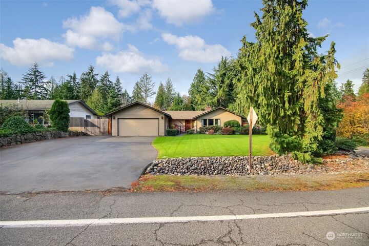 Property Photo:  33603  132nd Place SE  WA 98032 