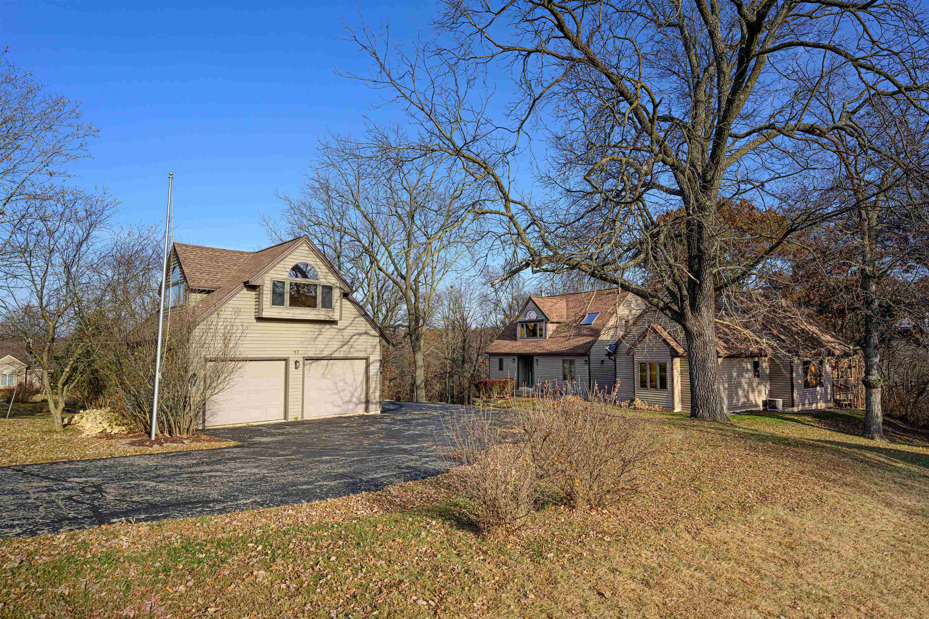 Property Photo:  17 Signal Point Lane  IL 61036 